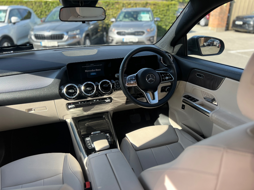 2023 Mercedes-Benz GLA Class