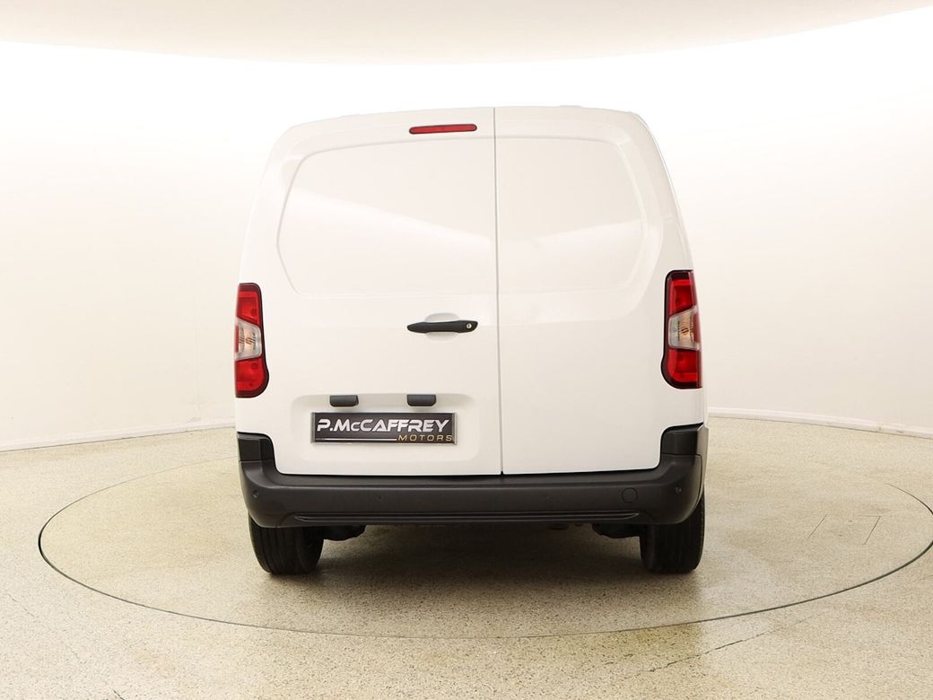 2022 Peugeot Partner