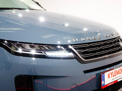 2025 Land Rover Range Rover Evoque