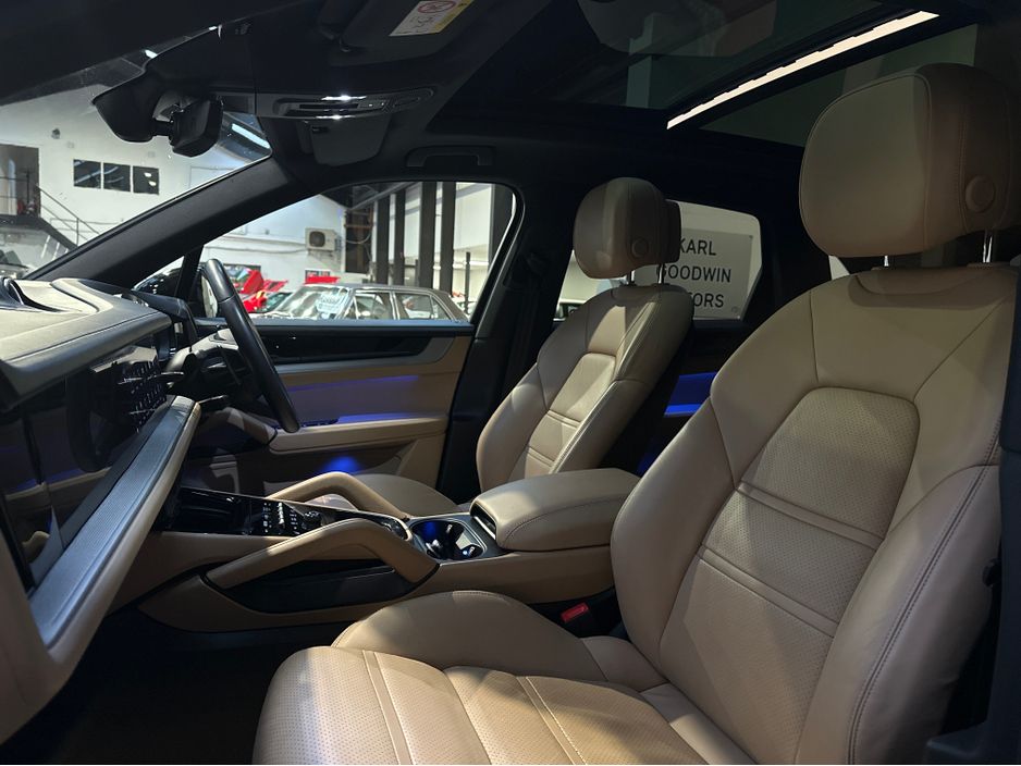 2024 Porsche Cayenne