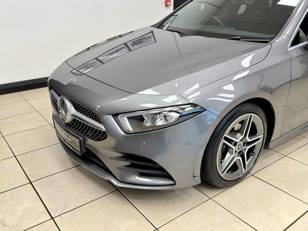 2019 Mercedes-Benz A 180