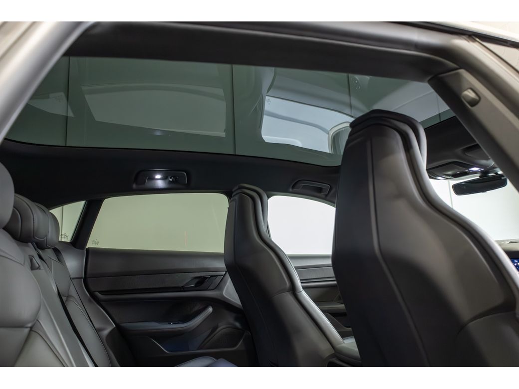 2023 Porsche Taycan