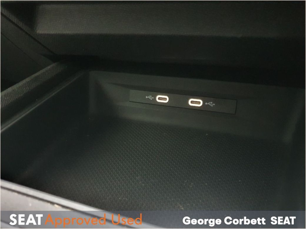 2022 SEAT Leon
