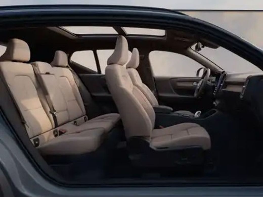 2027 Volvo EX40