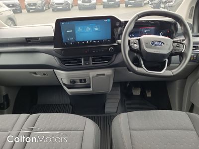 2025 Ford Transit Custom