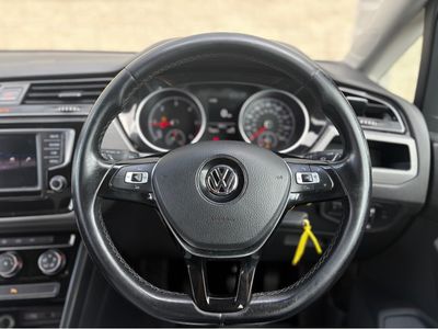 2016 Volkswagen Touran