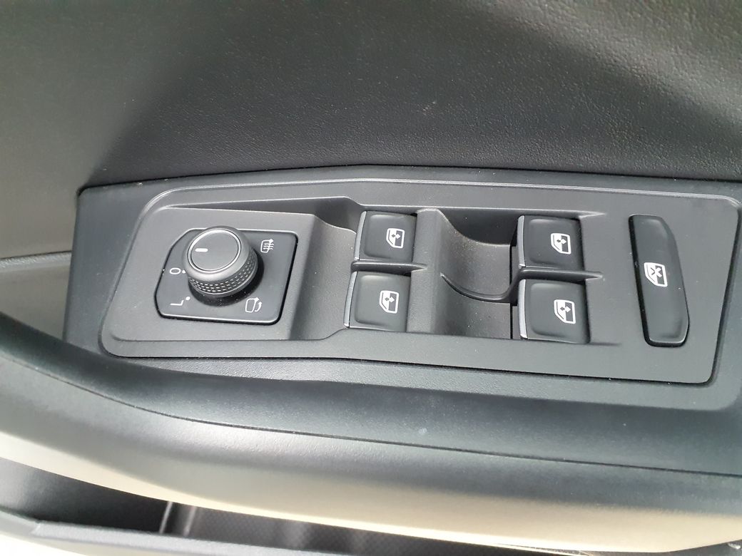 2023 Volkswagen T-Roc