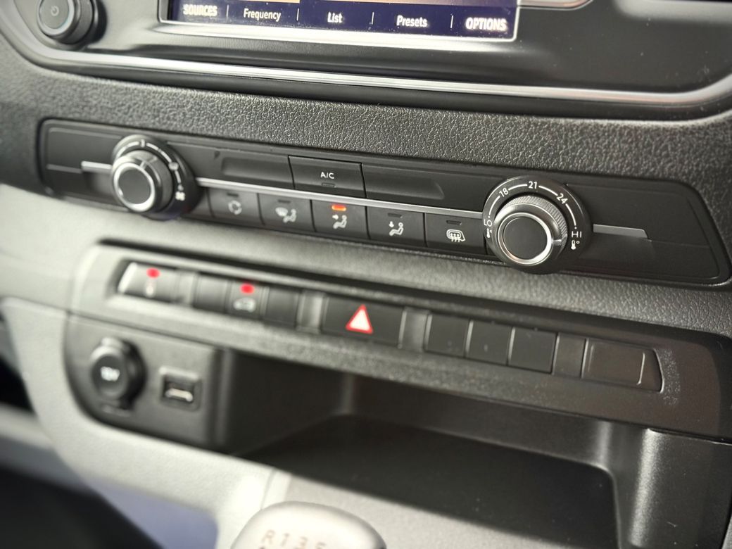 2023 Vauxhall Vivaro