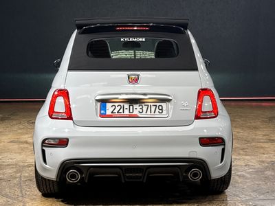 2022 Abarth 595c