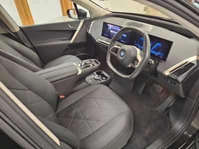 2024 BMW iX