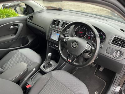 2017 Volkswagen Polo