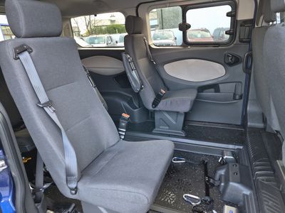 2018 Ford Tourneo