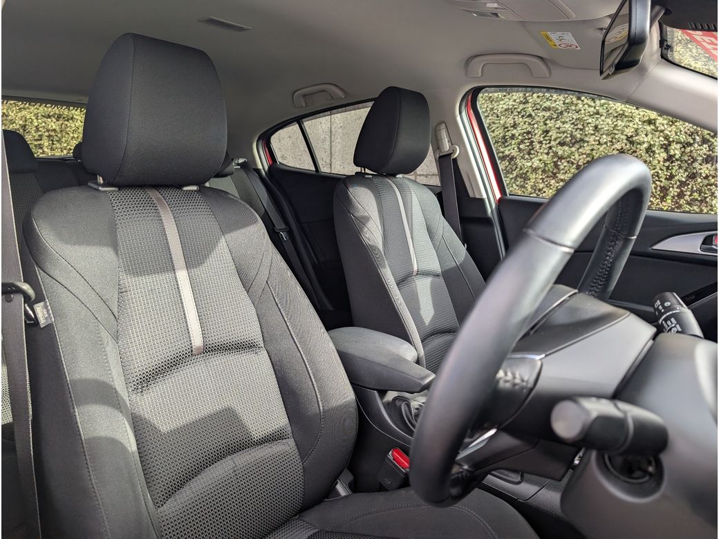 2019 Mazda Axela
