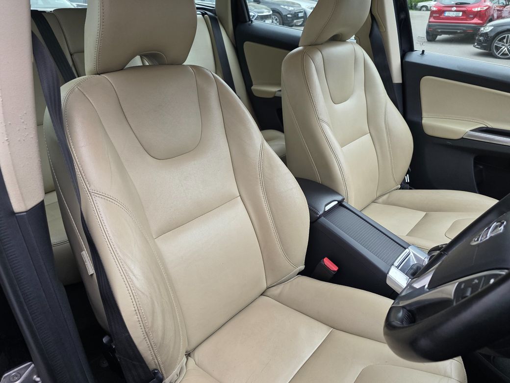 2016 Volvo XC60