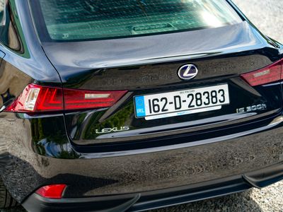2016 Lexus IS