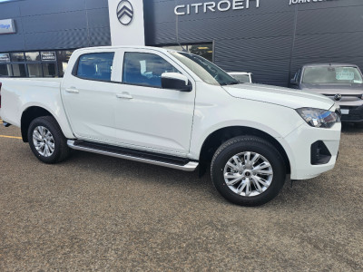 2025 Isuzu D-MAX