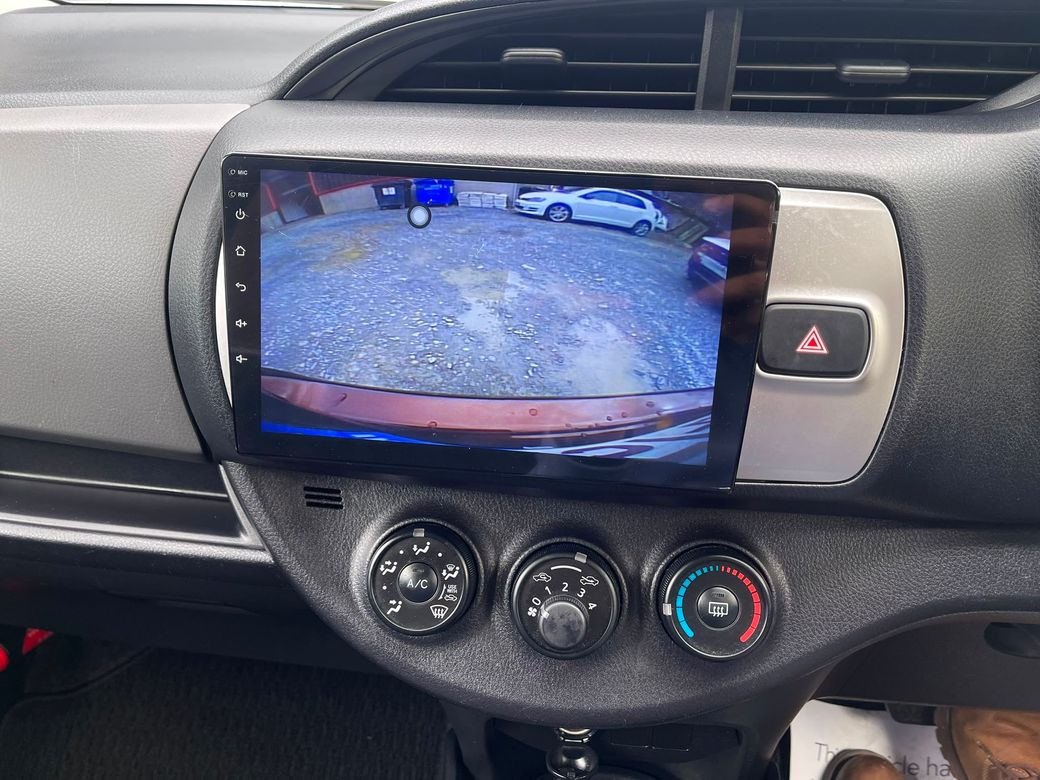 2015 Toyota Vitz