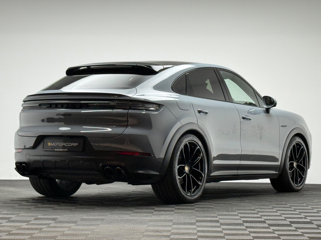 2024 Porsche Cayenne
