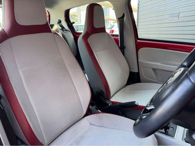 2015 Volkswagen up!