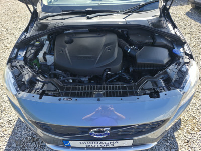 2018 Volvo V60 Cross Country