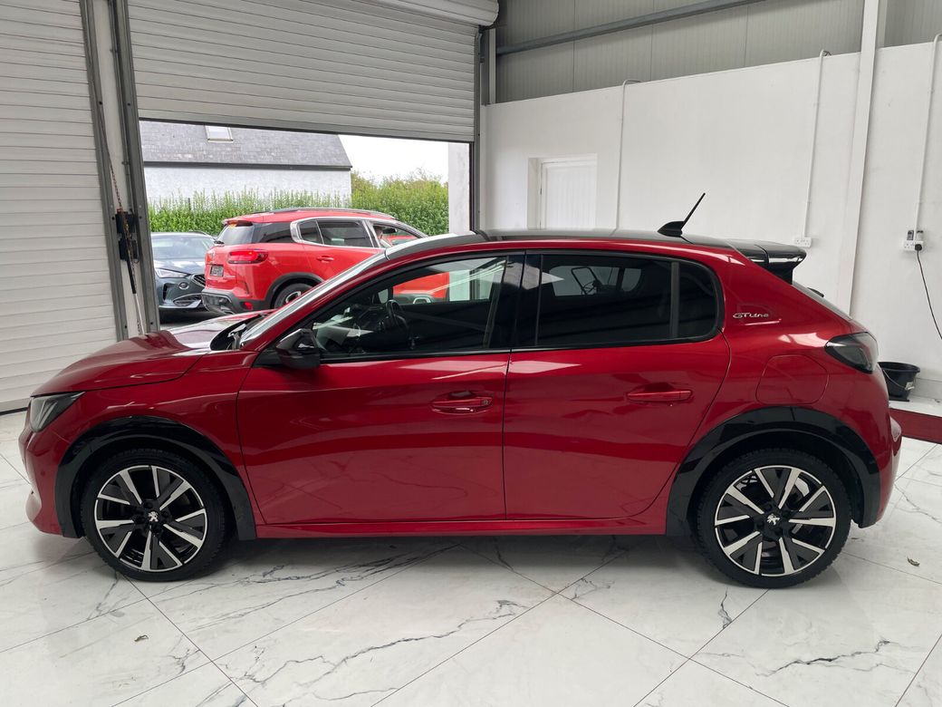 2021 Peugeot 208