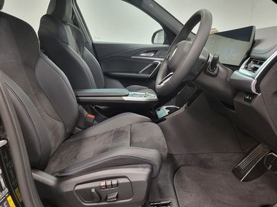 2025 BMW iX1