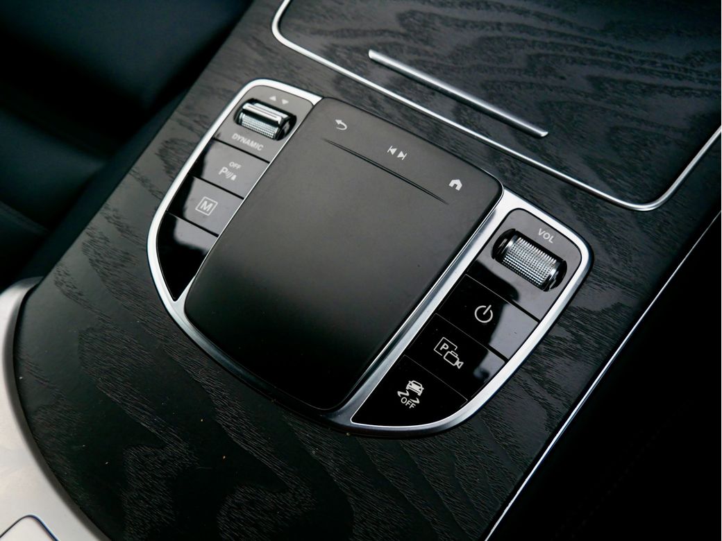 2023 Mercedes-Benz GLC Class