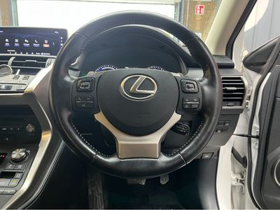 2020 Lexus NX 300h