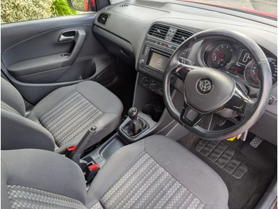 2015 Volkswagen Polo
