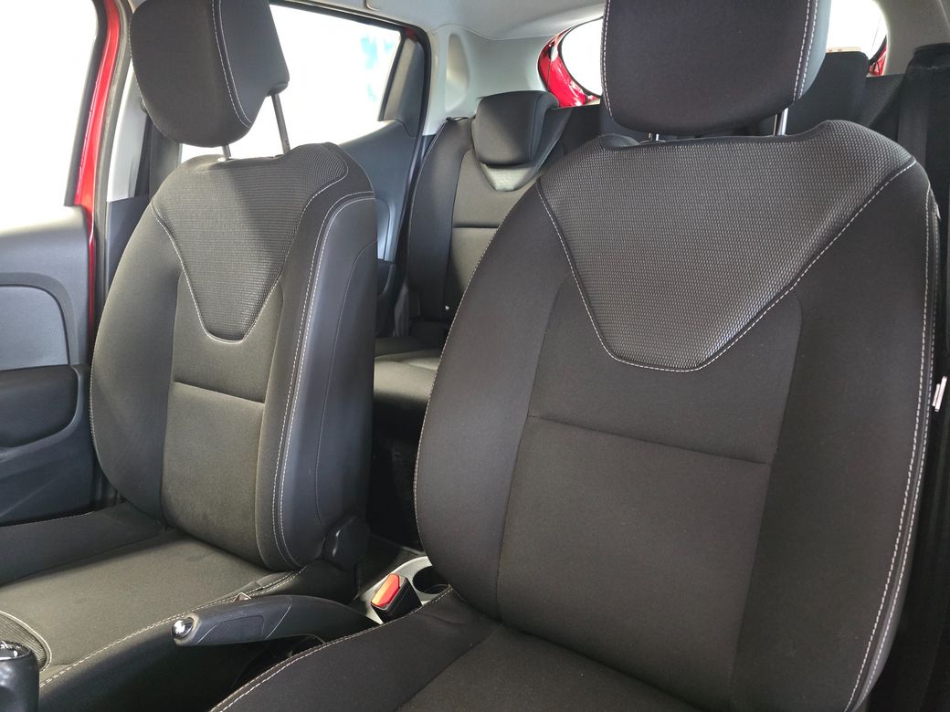 2015 Renault Clio