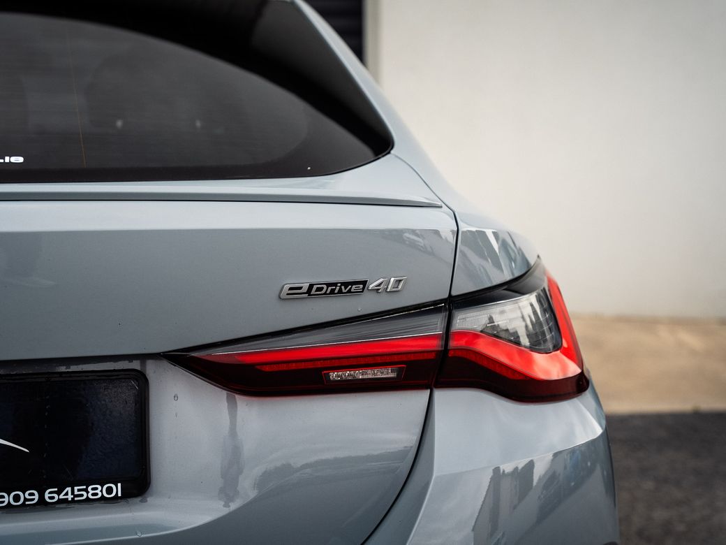 2023 BMW i4