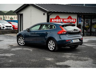 2019 Volvo V40