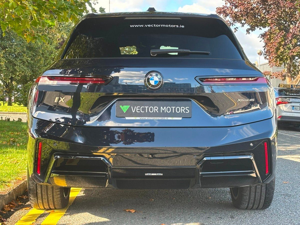 2026 BMW iX