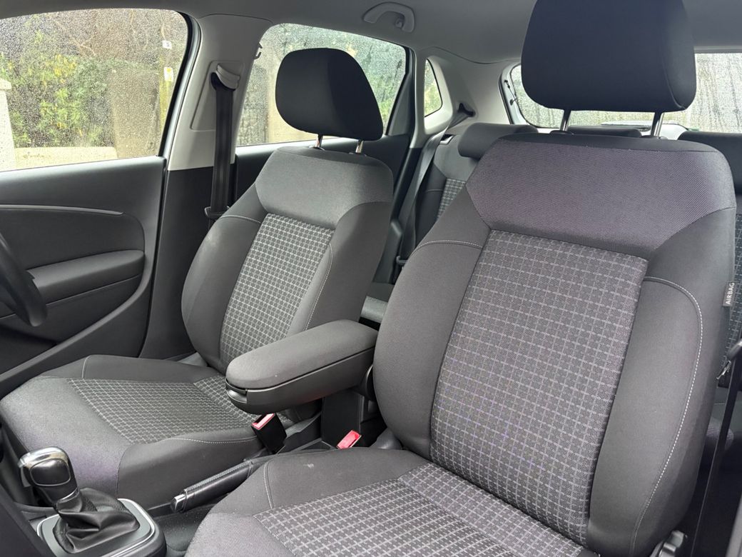 2017 Volkswagen Polo