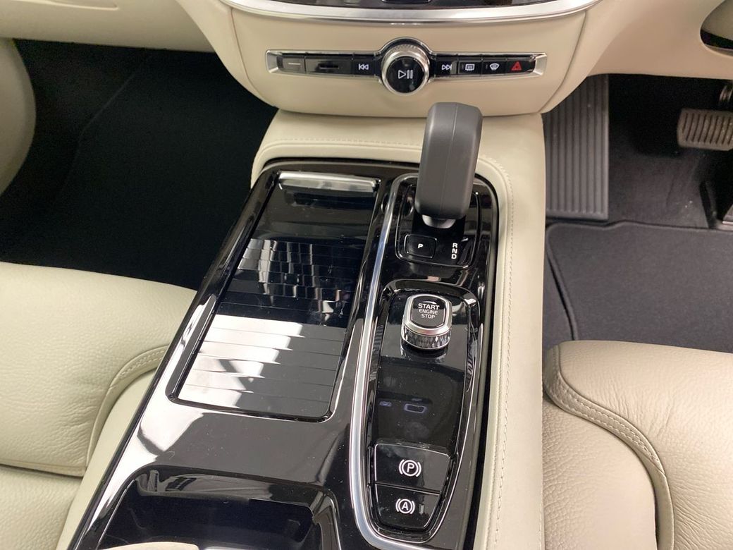 2026 Volvo V60