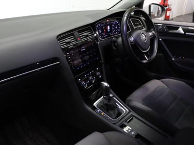 2018 Volkswagen Golf