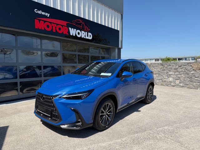 vehicle for sale from Motor World