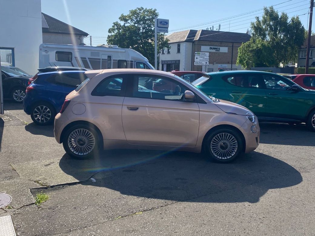 2025 Fiat 500