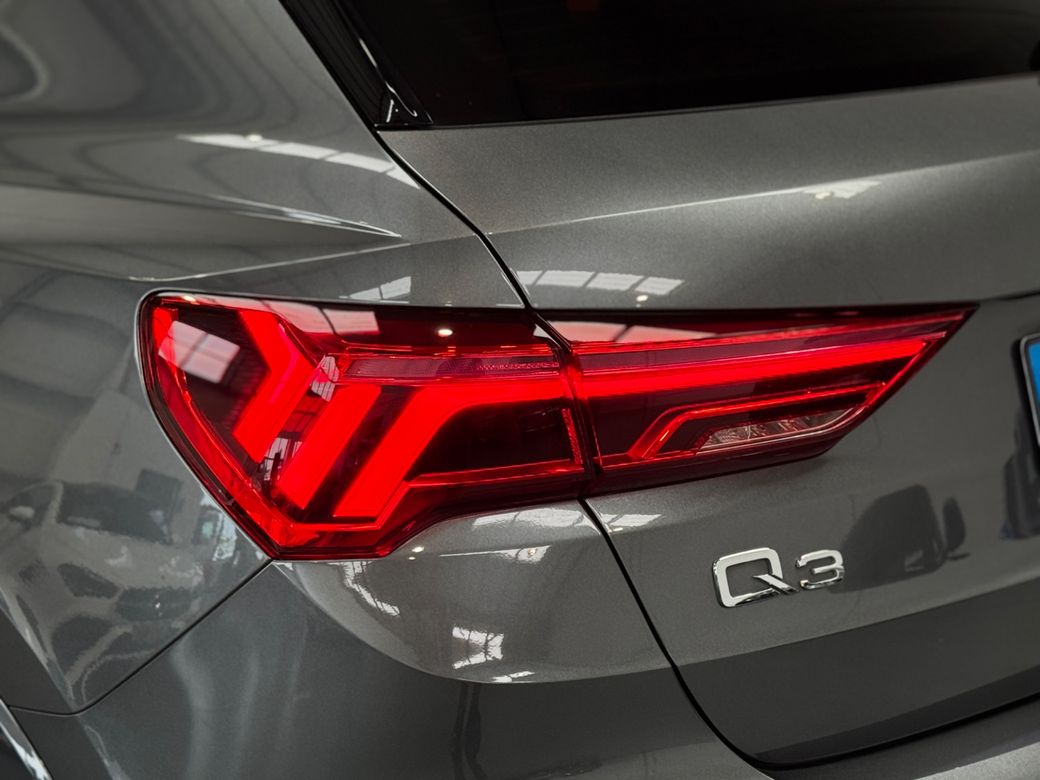 2022 Audi Q3