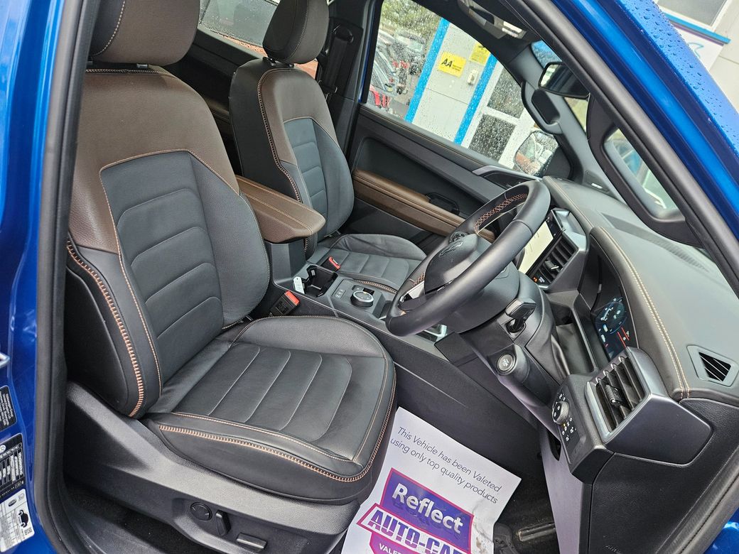 2025 Volkswagen Amarok