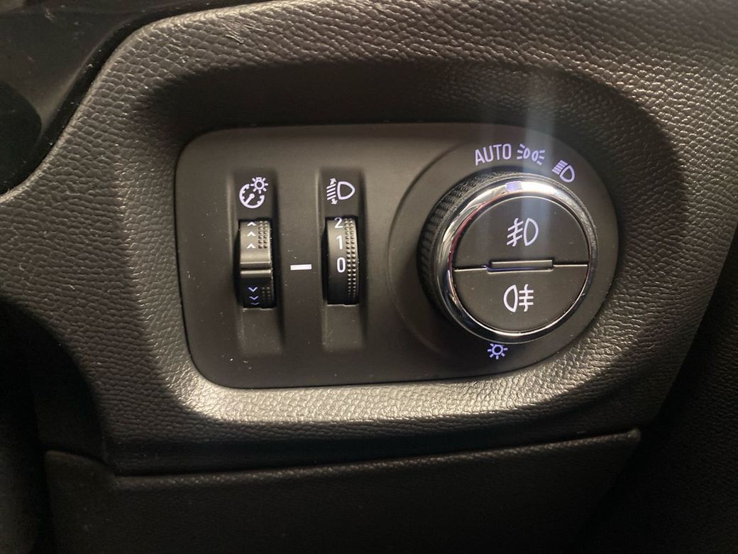 2023 Opel Corsa