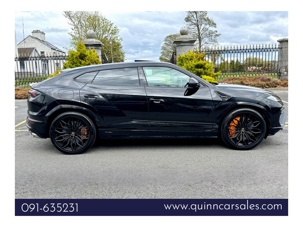 2025 Lamborghini Urus