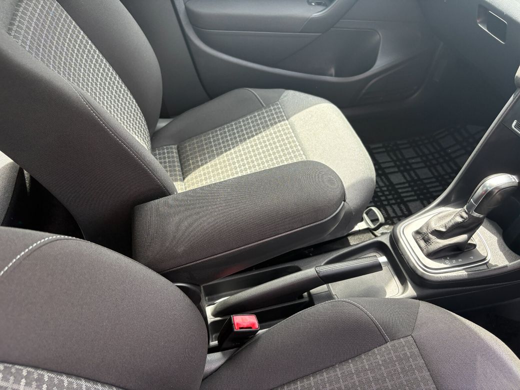 2016 Volkswagen Polo