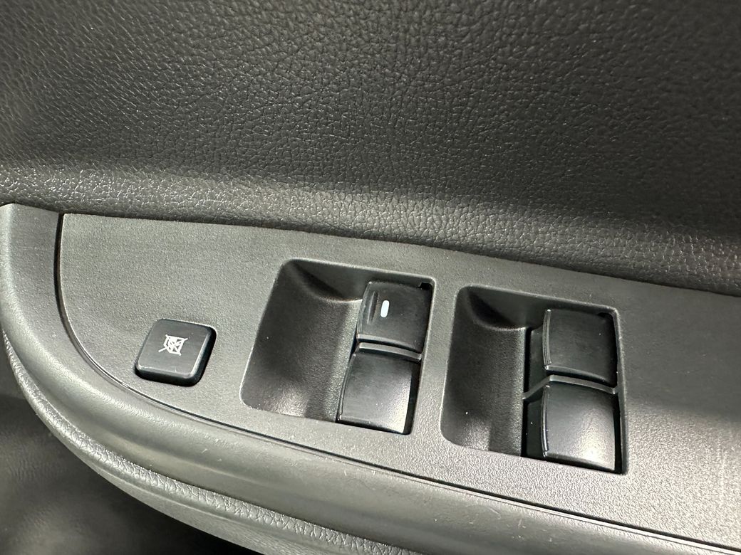2020 Mitsubishi L200