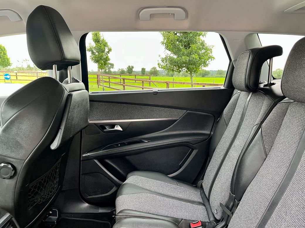 2019 Peugeot 5008