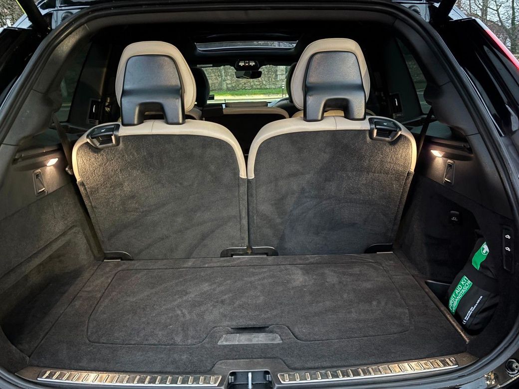 2025 Volvo XC90