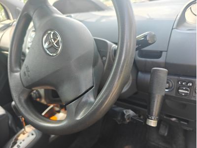 2009 Toyota Vitz