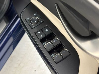 2023 Lexus ES 300h