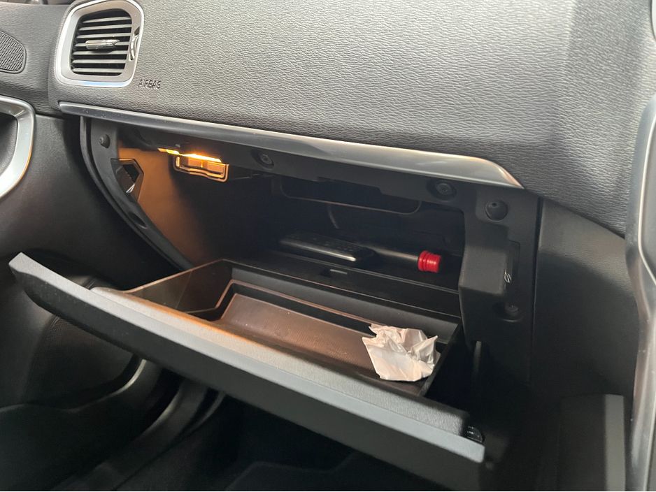 2015 Volvo V40