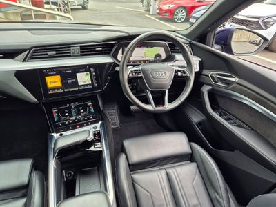 2022 Audi e-tron